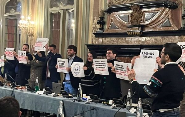 pd protesta consiglio ristorni
