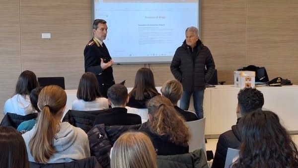 castanoprimo scuole polizialocale legalità
