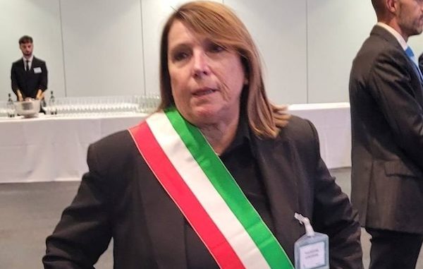 sesto calende insicura sindaco