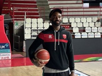 Openjobmetis Varese Desonta Bradford