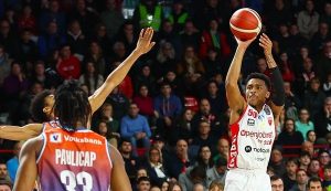 Jaylen Hands Maccabi