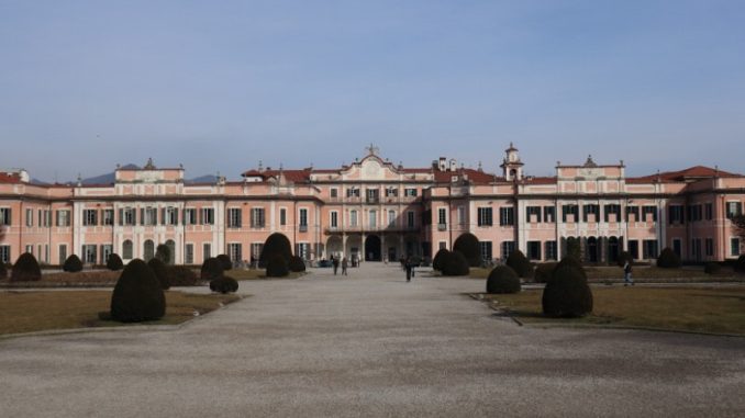 Varese palazzo estense