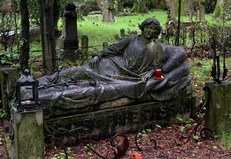 cimitero vecchio viggiù museo