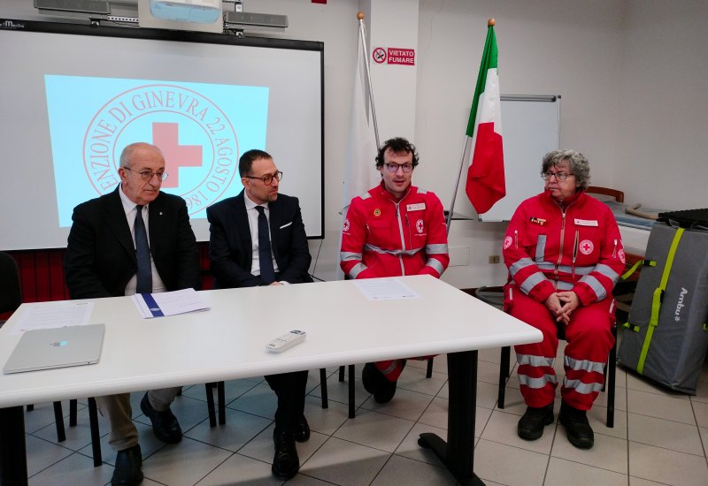 croce rossa studenti defibrillatore
