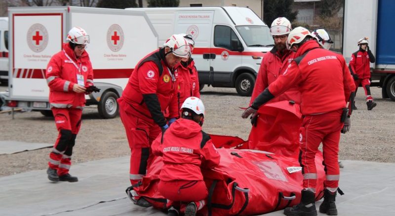 croce rossa volontari lombardia