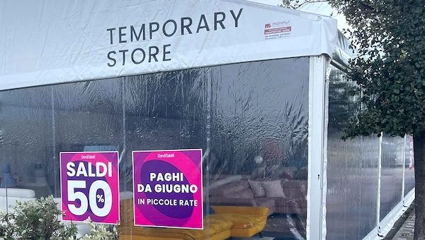 Somma lombardo temporary store