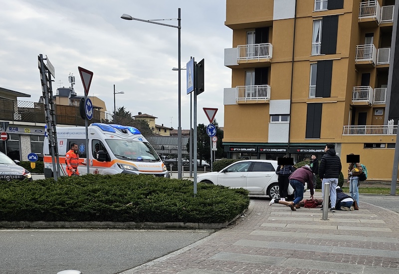 Sesto calende investita Esselunga