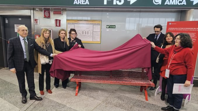 Malpensa panchine rosse femminicidio