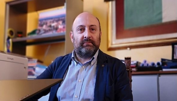 Somma lombardo scuole superiori