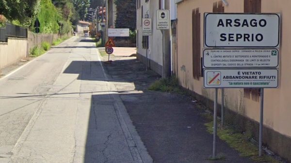 Arsago furto casa cane