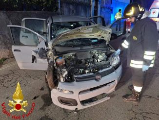 caravate auto ferito uomo