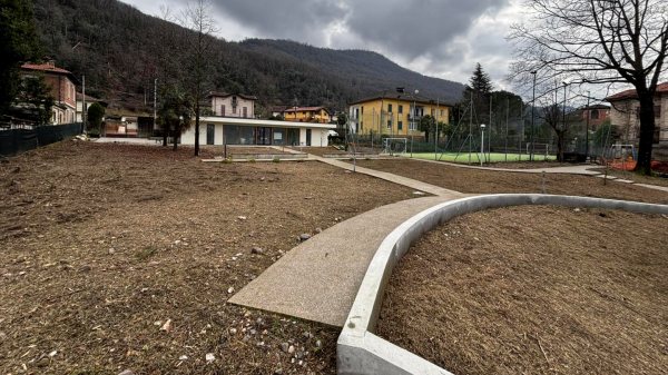 lungolago porto ceresio minigolf