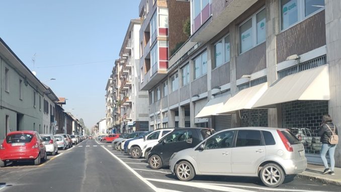 viaXXIXMaggio legnano parcheggi retroversi