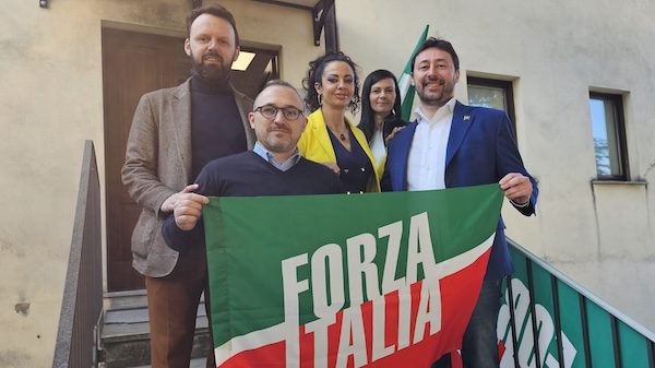 Cardano congresso forza italia
