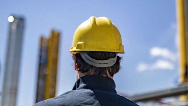 lavoro operaio casco