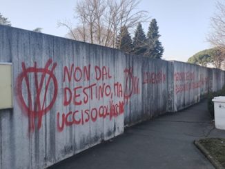 legnano novax cimitero scritte