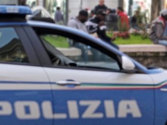 gallarate arrestato picchia madre