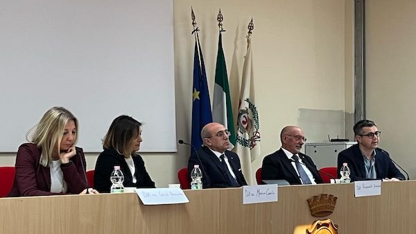 Gallarate autista falcone costanza