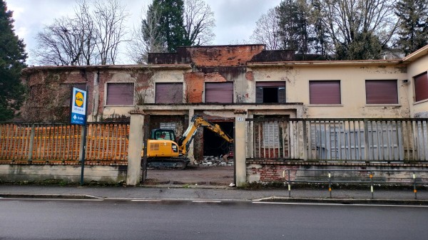aermacchi varese lavori mensa
