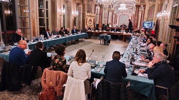 consiglio varese caserma taser