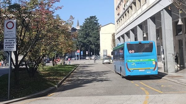 largo Tosi Legnano bus