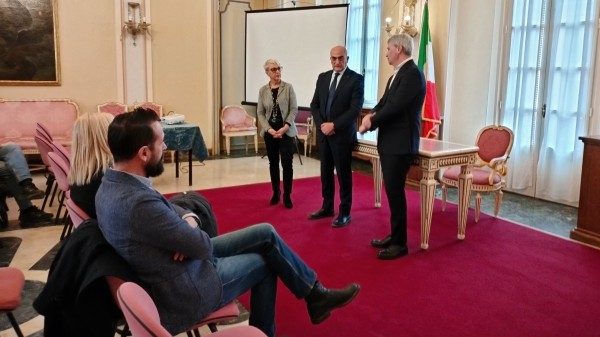 studenti varese figura geometra