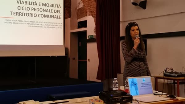 sumirago assemblea rotonda viabilità 02