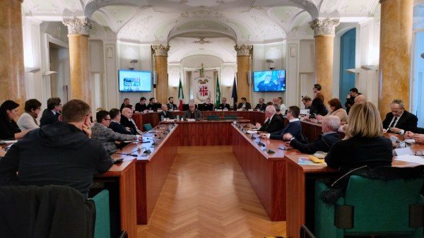 tavolo lavoro provincia magrini