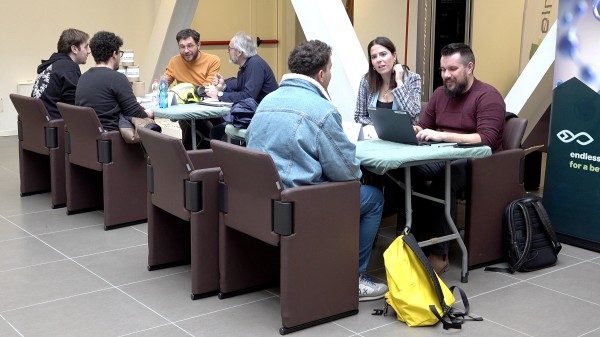 varese ragazzi colloquio aziende