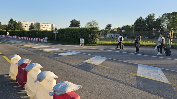 Malpensa navetta gratuita marciapiedi