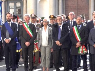 25 aprile varese papa