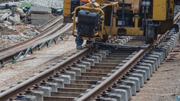 treni ferrovie binari lavori