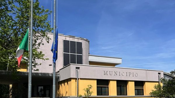 comune vanzaghello lutto