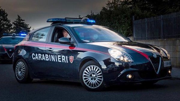 carabinieri pattuglia