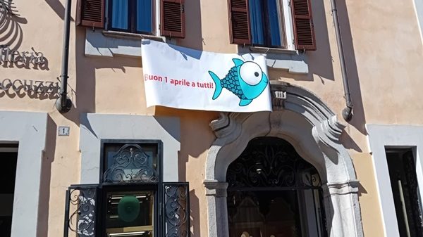 busto ceccuzzi pesce aprile