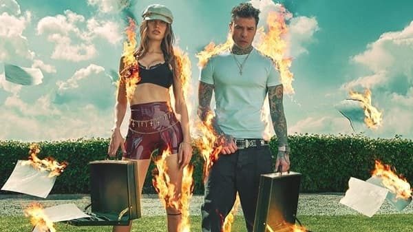 clara fedez scelte stupide 01