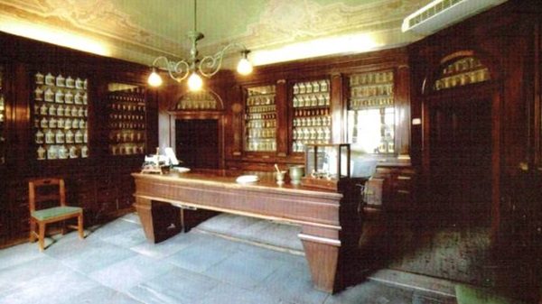gallarate farmacia pizzeria