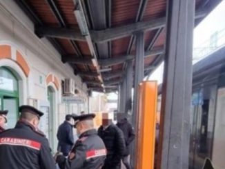 treno carabinieri