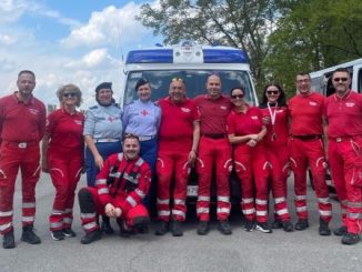 varese volontari funerali papa