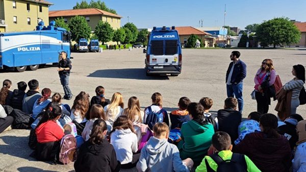 castanoprimo scuola polizia repartomobile