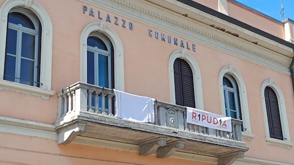 Angera lenzuolo gaza comune