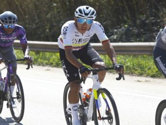 ciclismo bernal giro