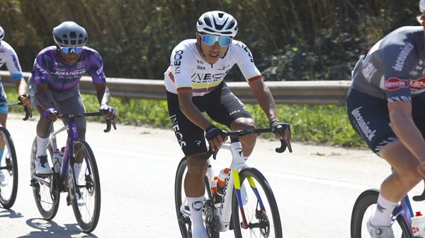 ciclismo bernal giro