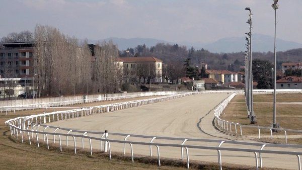 ippodromo varese comune concessione