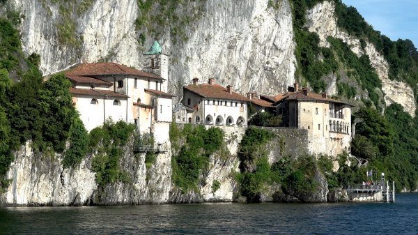 laveno santa caterina battello