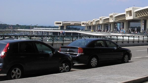Malpensa furto auto polizia