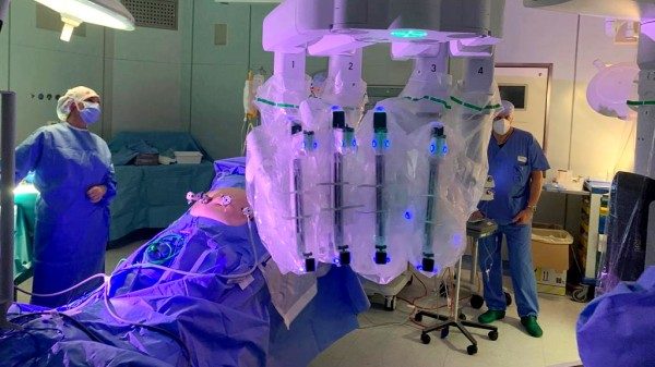 ospedale varese robot chirurgico
