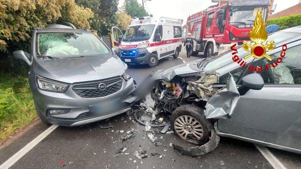 samarate tre persone ferite