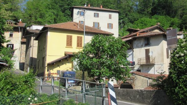 varese chiusa via mulini grassi