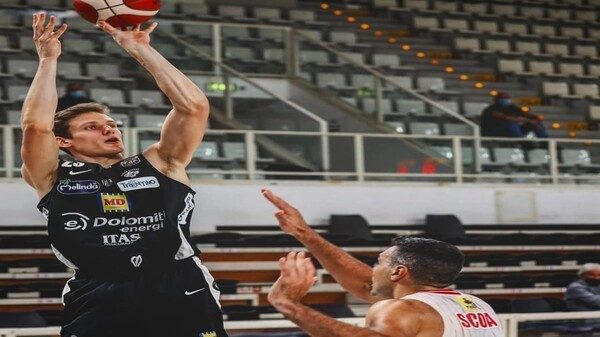 Max Ladurner Openjobmetis Varese